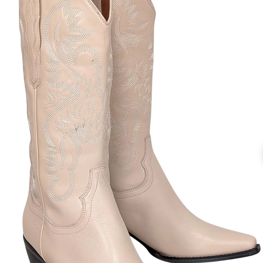 Women's Cream Western Boots